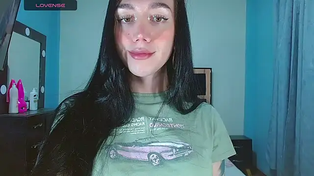 Snapshot of karla_zambrano chatting on May 2026 04:48:02 PM karla zambrano online show from May 2026 04:48:02 PM