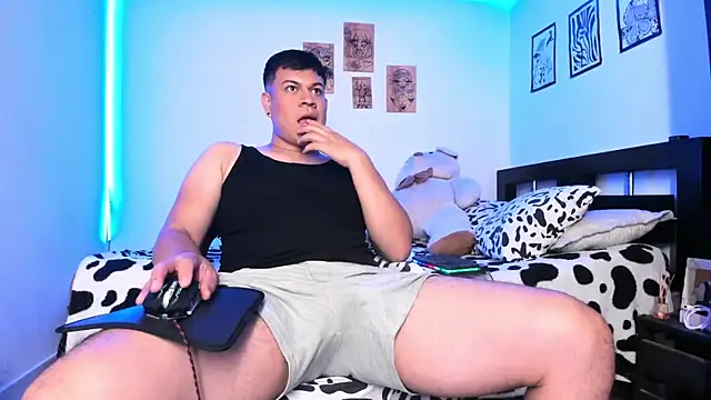 Snapshot of Nicolaskoling chatting on December 2024 02:01:02 AM Nicolaskoling online show from December 2024 02:01:02 AM