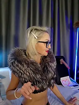 Milforja online show from April 2026 04:32:01 AM