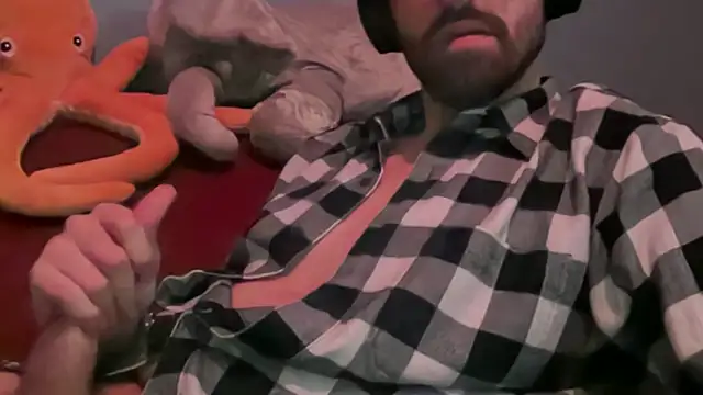 cottonmouth933 online show from February 2026 07:32:02 PM