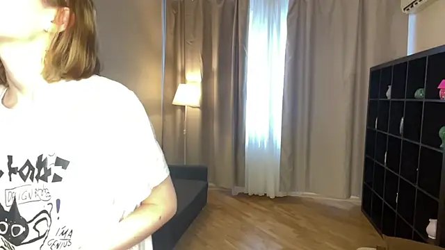 MoiraHavins online show from February 2026 07:18:01 AM