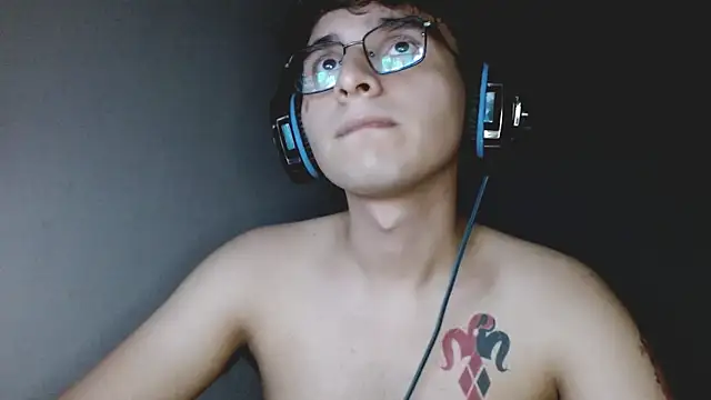 Charley quin online show from September 2025 04:38:02 AM