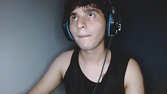 Charley quin online show from October 2025 02:50:02 AM