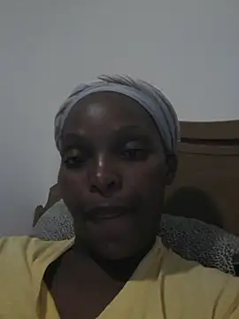 Snapshot of wet_Lips_x_x chatting on December 2024 05:33:02 PM wet Lips x x online show from December 2024 05:33:02 PM