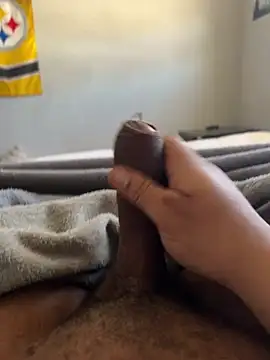 Snapshot of darriust45 chatting on February 2025 09:13:02 PM darriust45 online show from February 2025 09:13:02 PM