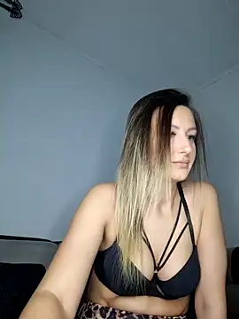 AudreyJoy online show from December 2024 09:58:01 PM