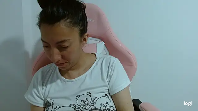 kaybabyhot online show from September 2025 04:23:02 PM