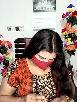 Hot-Angel  online show from February 2026 05:28:01 PM