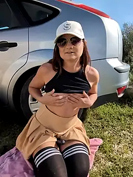 Snapshot of Samira-Summer chatting on December 2025 10:20:02 AM Samira-Summer online show from December 2025 10:20:02 AM