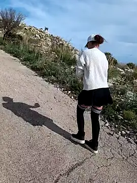 Snapshot of Samira-Summer chatting on December 2025 10:13:01 AM Samira-Summer online show from December 2025 10:13:01 AM