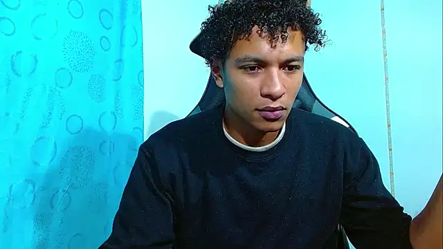 Snapshot of Black_Diamon_ chatting on February 2025 11:56:01 AM Black Diamon online show from February 2025 11:56:01 AM