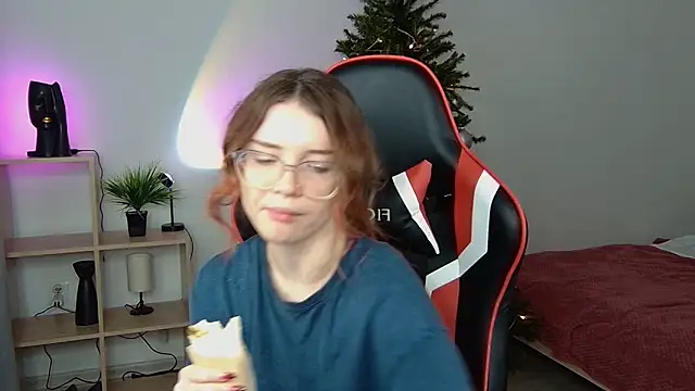 Sonya Glen online show from January 2025 05:47:02 PM