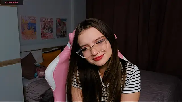 Sonya Glen online show from November 2025 10:09:02 PM