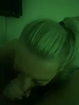 naughtyukcouple online show from February 2025 01:42:01 AM