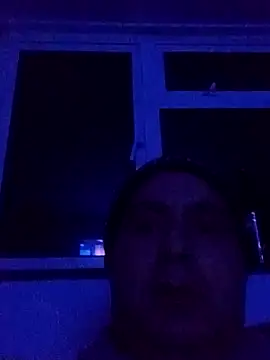 houy111111 online show from November 2025 07:04:02 PM