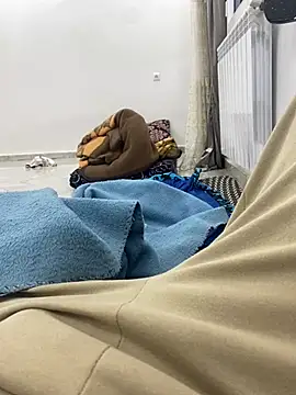 Lahcene online show from April 2026 06:50:01 PM