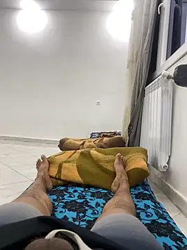 Lahcene online show from April 2026 05:44:02 PM