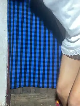 Snapshot of Teena_girl chatting on January 2025 11:49:02 PM Teena girl online show from January 2025 11:49:02 PM