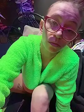 Stonermama666420 online show from March 2026 05:00:02 AM