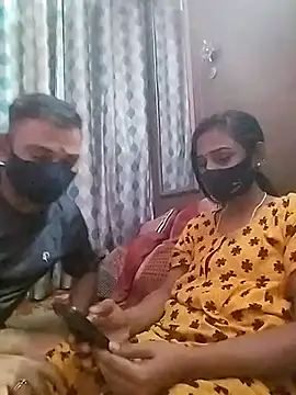 Snapshot of sweety_telugu_couple2027 chatting on February 2025 03:35:01 PM sweety telugu couple2027 online show from February 2025 03:35:01 PM