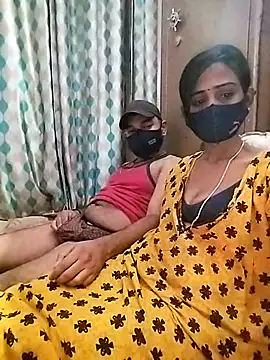 Snapshot of sweety_telugu_couple2027 chatting on February 2025 03:13:02 AM sweety telugu couple2027 online show from February 2025 03:13:02 AM