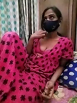 Snapshot of sweety_telugu_couple2027 chatting on February 2025 08:14:01 AM sweety telugu couple2027 online show from February 2025 08:14:01 AM