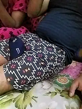 Snapshot of sweety_telugu_couple2027 chatting on February 2025 07:03:02 PM sweety telugu couple2027 online show from February 2025 07:03:02 PM