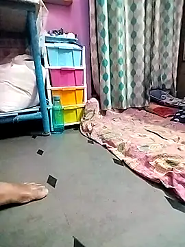 Snapshot of sweety_telugu_couple2027 chatting on February 2025 01:30:02 PM sweety telugu couple2027 online show from February 2025 01:30:02 PM