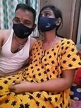 Snapshot of sweety_telugu_couple2027 chatting on February 2025 04:35:02 PM sweety telugu couple2027 online show from February 2025 04:35:02 PM