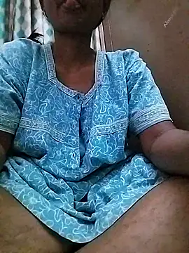 Snapshot of sweety_telugu_couple2027 chatting on March 2025 04:02:02 AM sweety telugu couple2027 online show from March 2025 04:02:02 AM