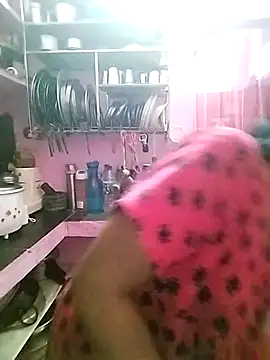 Snapshot of sweety_telugu_couple2027 chatting on March 2025 04:48:01 PM sweety telugu couple2027 online show from March 2025 04:48:01 PM