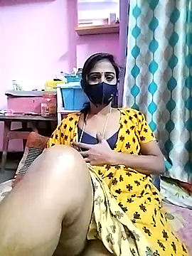 Snapshot of sweety_telugu_couple2027 chatting on March 2025 07:18:01 AM sweety telugu couple2027 online show from March 2025 07:18:01 AM