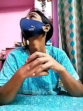 Snapshot of sweety_telugu_couple2027 chatting on March 2025 01:15:01 PM sweety telugu couple2027 online show from March 2025 01:15:01 PM