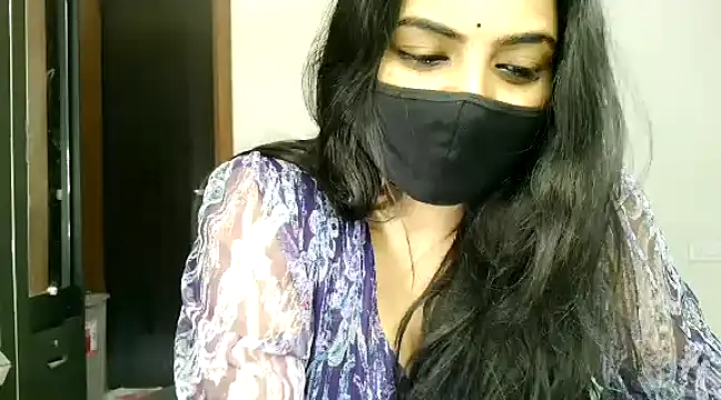 Snapshot of Hritvika chatting on March 2025 07:15:02 PM Hritvika online show from March 2025 07:15:02 PM