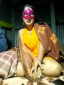 Snapshot of ascuple chatting on December 2024 03:54:02 PM ascuple online show from December 2024 03:54:02 PM