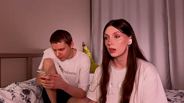 Snapshot of eternal_dream_ chatting on February 2025 11:22:01 PM eternal dream  online show from February 2025 11:22:01 PM