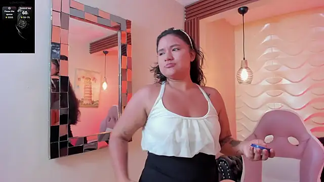 natasha adams22 online show from October 2025 12:57:01 AM