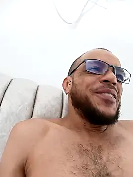 Snapshot of Charly_BC_Dirty chatting on December 2024 02:28:02 PM Charly BC Dirty online show from December 2024 02:28:02 PM