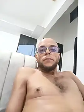 Snapshot of Charly_BC_Dirty chatting on December 2024 08:25:02 AM Charly BC Dirty online show from December 2024 08:25:02 AM