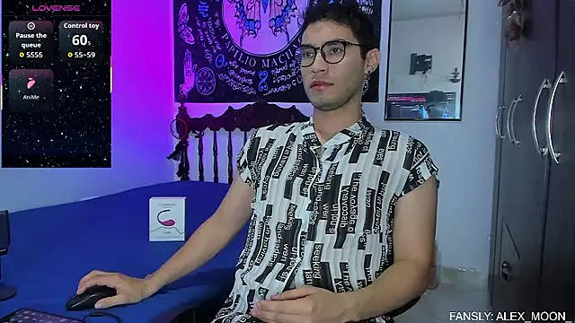 Snapshot of alexdesire chatting on October 2025 01:22:01 PM alexdesire online show from October 2025 01:22:01 PM