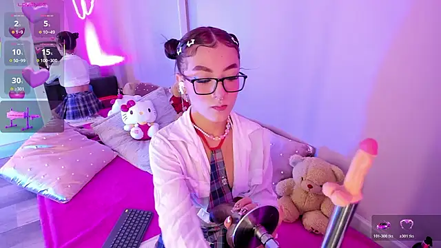 candy  monroe online show from March 2026 04:37:01 PM