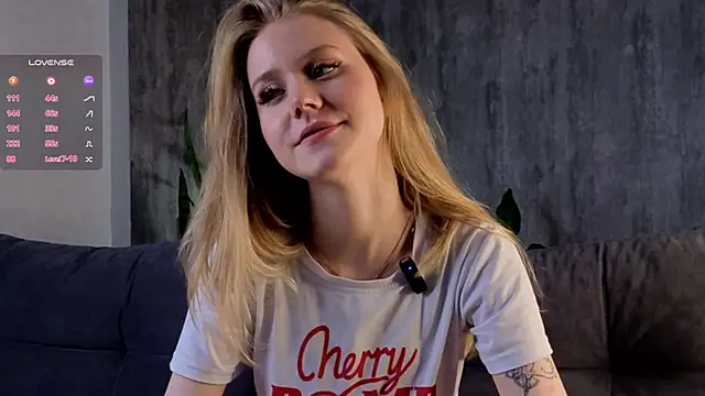 WiloneEsse online show from February 2025 01:11:01 AM