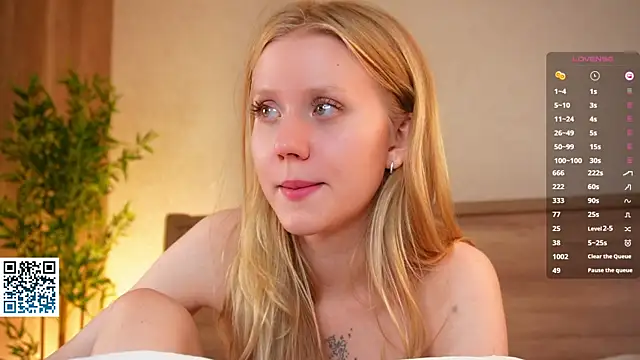 WiloneEsse online show from October 2025 03:32:02 PM