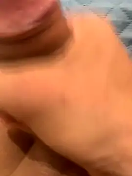 Snapshot of Henrico chatting on September 2025 04:12:01 PM Henrico online show from September 2025 04:12:01 PM