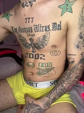 Snapshot of Junihn0 chatting on January 2025 05:01:01 PM Junihn0 online show from January 2025 05:01:01 PM