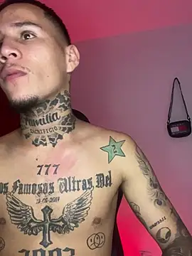 Snapshot of Junihn0 chatting on January 2025 04:06:01 PM Junihn0 online show from January 2025 04:06:01 PM