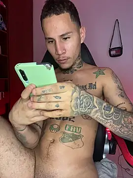 Snapshot of Junihn0 chatting on February 2025 03:57:02 PM Junihn0 online show from February 2025 03:57:02 PM