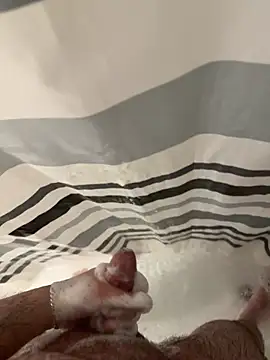 Snapshot of Loco42- chatting on February 2026 11:00:01 PM Loco42- online show from February 2026 11:00:01 PM