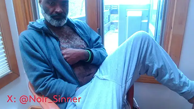 Snapshot of sinnernoir chatting on January 2026 05:48:01 PM sinnernoir online show from January 2026 05:48:01 PM