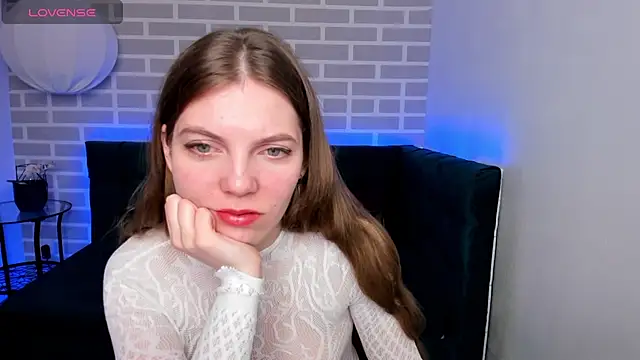 marie reyes  online show from October 2025 01:42:02 AM